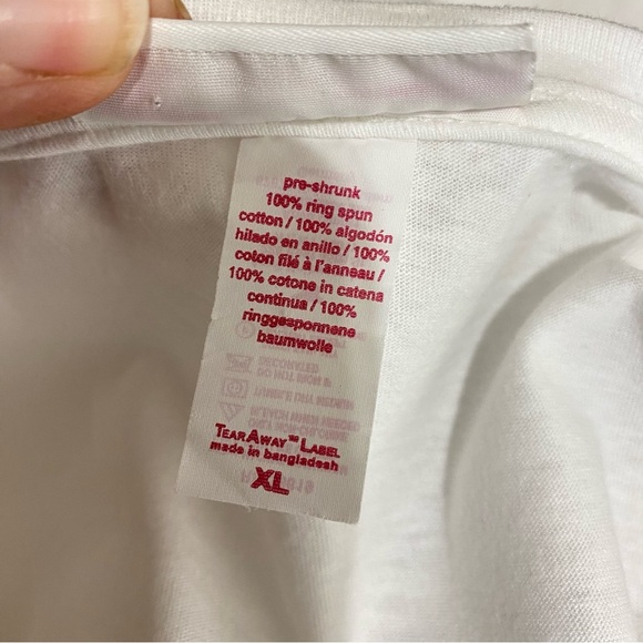 A Souvenir Tower of the Americas San Antonio Skyline V-Neck White Tee - Picture 7 of 8